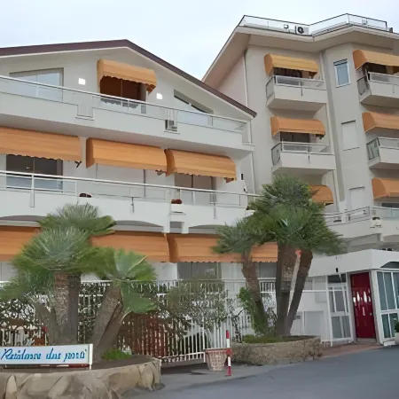 Residence Dei Due Porti