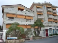 Residence Dei Due Porti Hotels in 