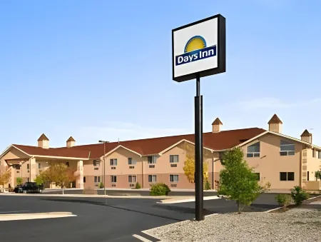 Days Inn by Wyndham Colorado Springs Airport Отели в г. Колорадо-Спрингс