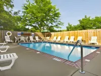 Suburban Studios Columbus - Dublin