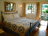 The Cottage Marsh B&B - parking