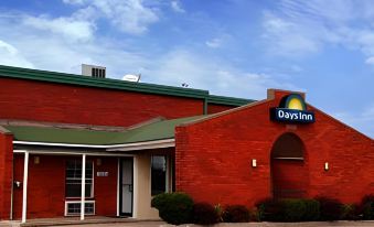 Days Inn by Wyndham Monett