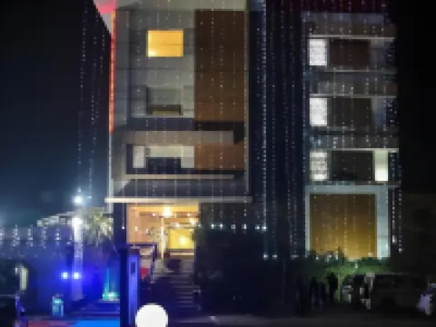 Kingdom Hotel Hotels in Moga