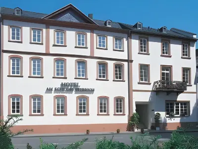 Hotel am Schloss Biebrich Hotels in Walluf