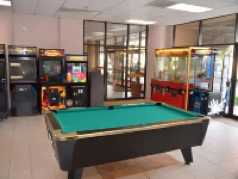 แกรนด์สม็อกกี้ส์รีสอร์ทลอดจ์ โรงแรมในพีเจียนฟอร์จ