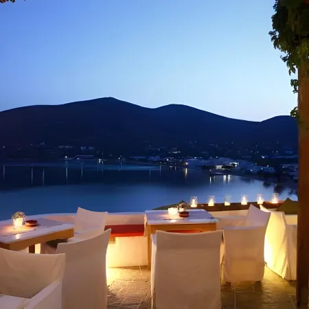 Niriedes Hotel