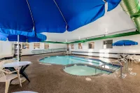 Sleep Inn & Suites Green Bay South - Pool