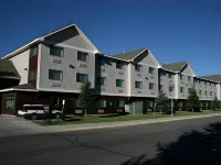 Yellowstone Lodge Hotels near West Yellowstone Chamber-Commerce