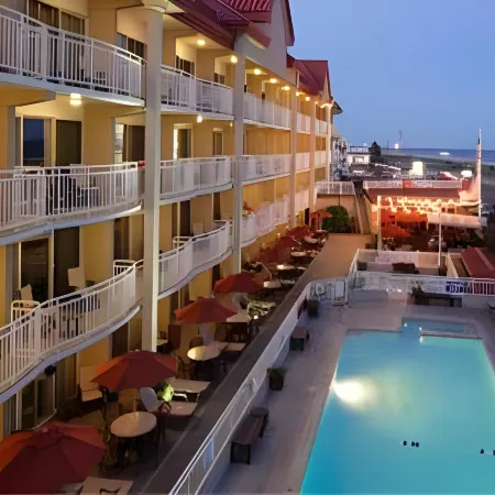 Montreal Beach Resort