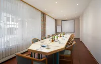Arkaden Hotel Kelkheim Hotels in Kelkheim
