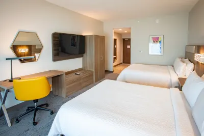 Holiday Inn Express & Suites PENSACOLA AIRPORT NORTH – I-10 Các khách sạn ở Ferry Pass