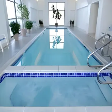 DoubleTree by Hilton Hotel Milwaukee - Brookfield