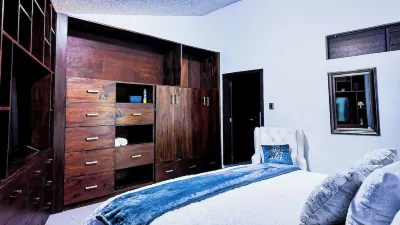 ONE Luxury Events & Lodging Hotels near El Bosque de los Cuatro Caminos