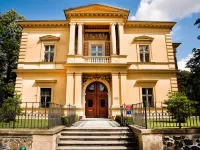 Vila Lanna Hotels near Troya Castle