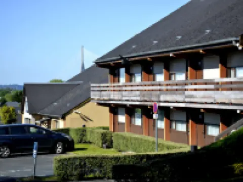 Kyriad Honfleur - la RIVIÈRE Saint Sauveur Hotels in Honfleur