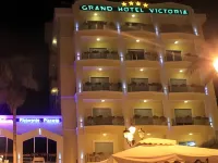 Grand Hotel Victoria Hotels near Monumento della Sirenetta