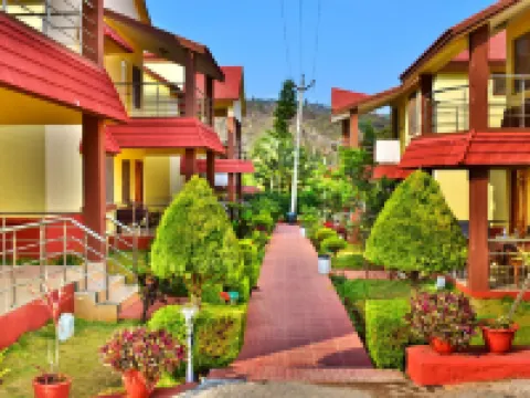 Peters Park Hotels in Yelegiri