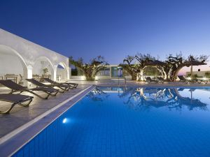 Coriva Beach Hotel & Bungalows