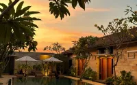 Sapphire Boutique Hotel Kudus - Pool