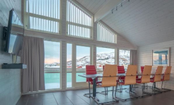 3. 솜마뢰위 아틱..