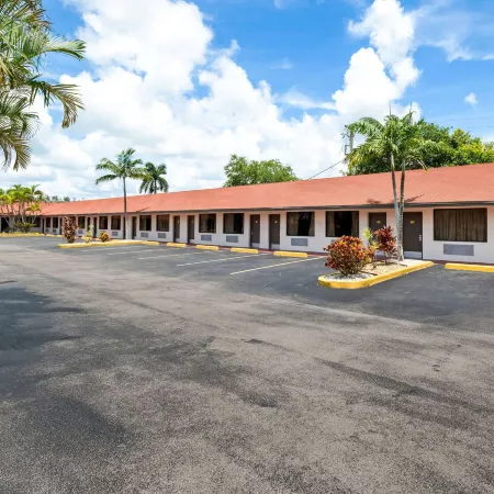 Super 8 by Wyndham, Florida City/Homestead/Everglades