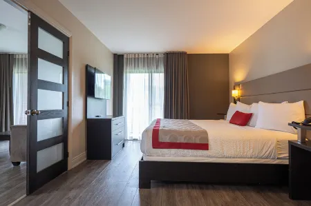 Ramada by Wyndham Ottawa on the Rideau