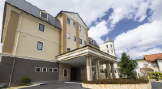 上諏訪溫泉 佇立在諏訪湖畔的歷史悠久的旅館 片倉諏訪湖飯店