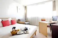 Novotel Marseille Est Porte d'Aubagne Hotels in La Penne-sur-Huveaune