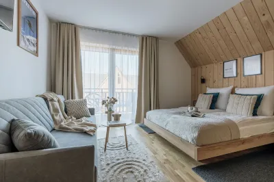 Apres Ski Bachleda - LoftAffair Collection Hotel dekat Teatr im. St. I. Witkiewicza