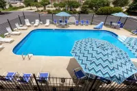 Days Inn by Wyndham Natchitoches - Pools