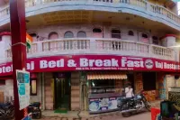 Hotel Raj Bed & Breakfast