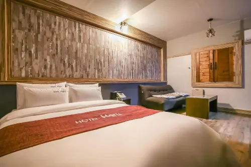 Hotel Haru
