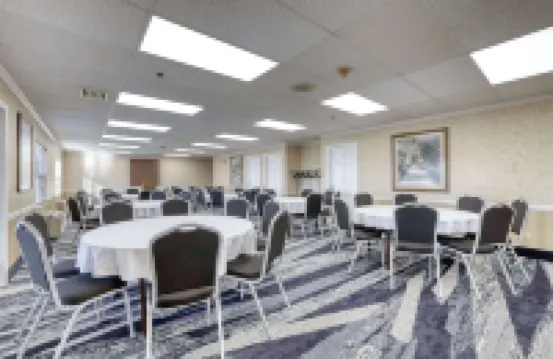 Comfort Suites Appleton Airport
