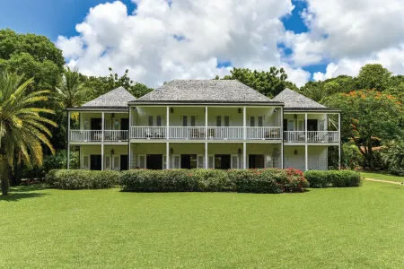 The Inn at English Harbour Отели в г. Фритаун