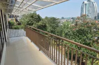 Kerinci Hill Holiday Home, Dago Golf (for Families Only) Hotels in Coblong