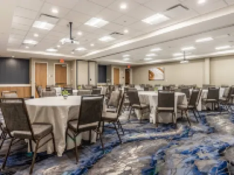 Fairfield Inn & Suites Dallas DFW Airport North/Coppell Grapevine Hotels in Grapevine