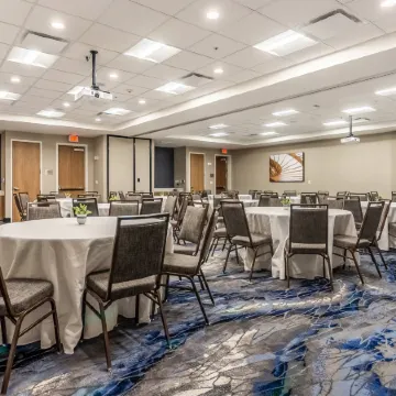 Fairfield Inn & Suites Dallas DFW Airport North/Coppell Grapevine