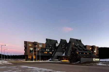 Hotel Monti Spa & Wellness Отели рядом с достопримечательностью «Jahorina viewpoint»