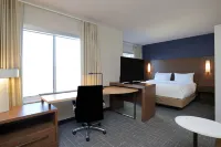 Residence Inn Colorado Springs First & Main Hotel dekat University of Colorado Colorado Springs