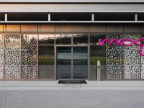 Moxy Cologne Bonn Airport Hotels in Cologne