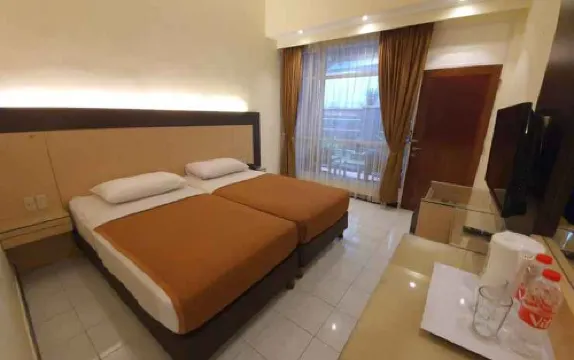 Hotel Puriwisata Baturraden