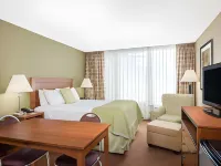 Hawthorn Extended Stay by Wyndham Ellsworth / Bar Harbor