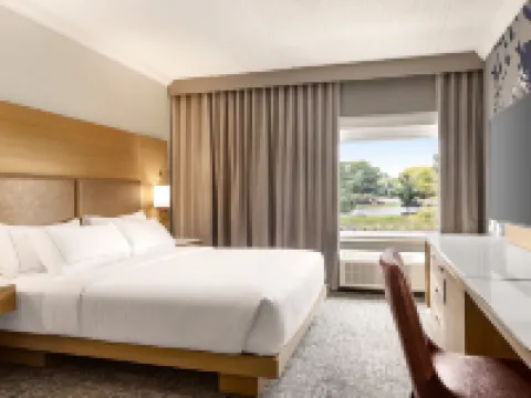 ダブルツリー バイ ヒルトン コロンバス ダブリン ダブリンのホテル