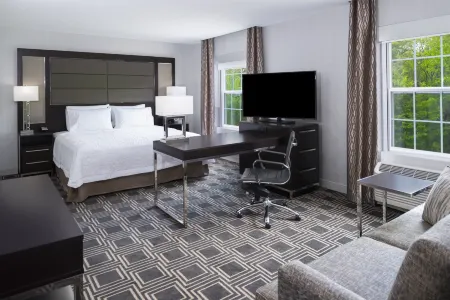 Hampton Inn & Suites Bridgewater