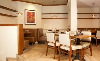 DoubleTree Suites by Hilton Raleigh - Durham