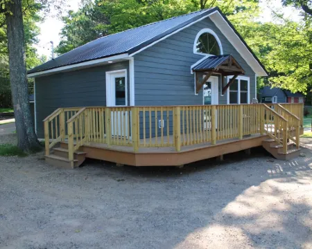 Lake Metonga Cabin Hotels in Forest County