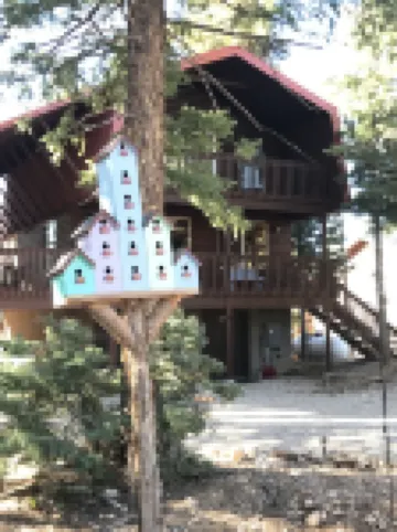 Mid-Canyon Cabin near Bryce and Zion National Parks
