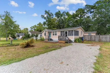 Charming Island Bungalow