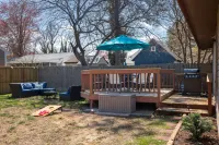 Pegs Pearl - 1 Mile to Beach, Deck, Grill, Firepit, WiFi