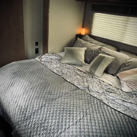 Secluded riverfront RV 7 Miles from Glacier National Park!